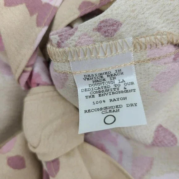 New Flynn Skye Knot Your Business Top Womens XS Pink Dreams Floral Bell Sleeves - Picture 6 of 6